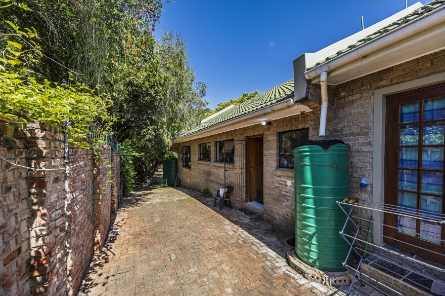 4 Bedroom Property for Sale in Nahoon Valley Park Eastern Cape